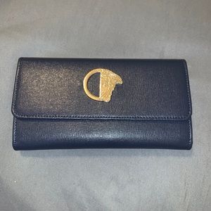 Navy Saffiano Leather Half Face Medusa Logo Wallet